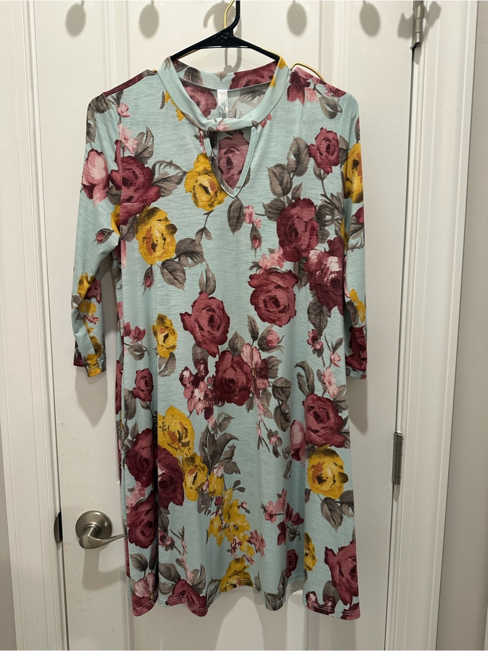 Light Blue Floral Shift Dress with Keyhole Neckline - Picture 1 of 2
